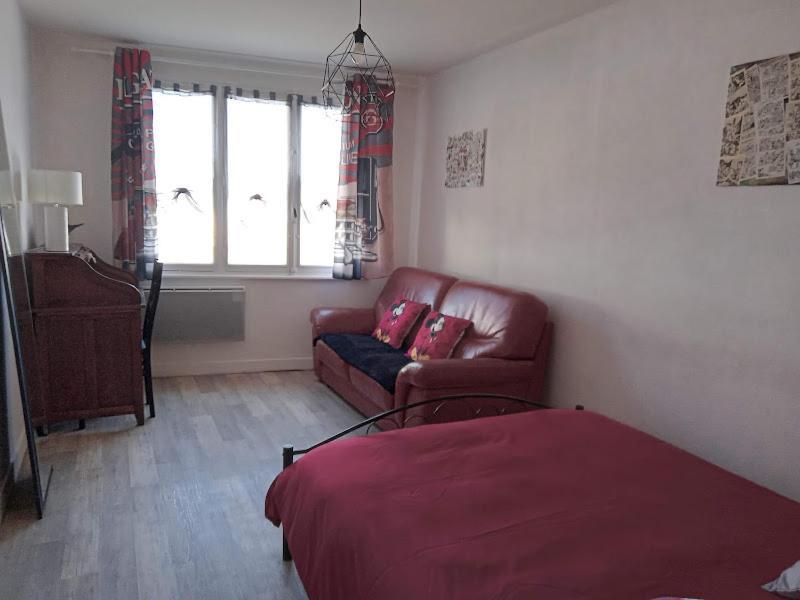 Appartement Le Labyrinthe Du Peintre Bransat Exterior photo